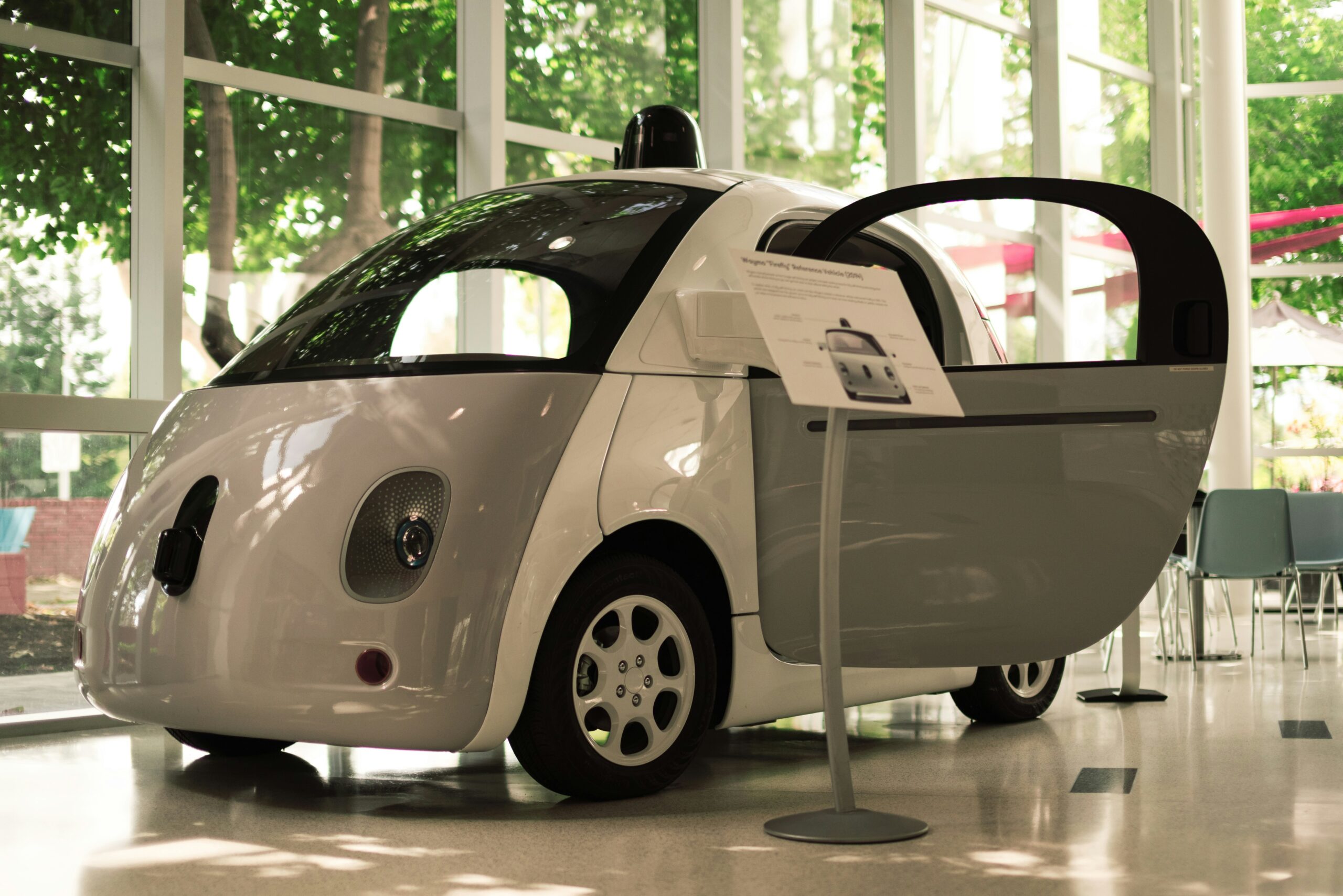 The Rise of Driverless Vehicles: A Technological Revolution